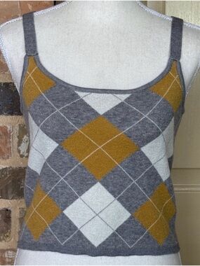 Willow & Wind Neutral Argyle Knit Sweater Vest - Grey & Mustard